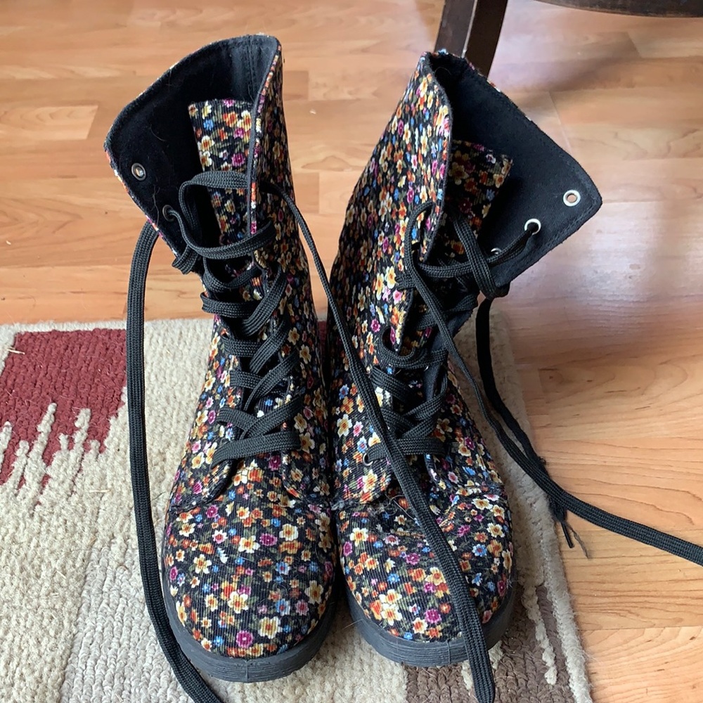 Ardene boots($10 or free with purchase)